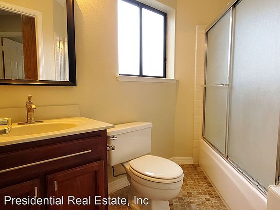 5th image of 271 Snell Ct