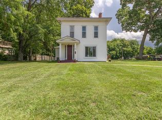 622 N Kalamazoo St, Paw Paw, MI 49079