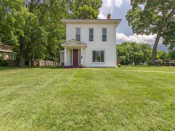 622 N Kalamazoo St, Paw Paw, MI 49079