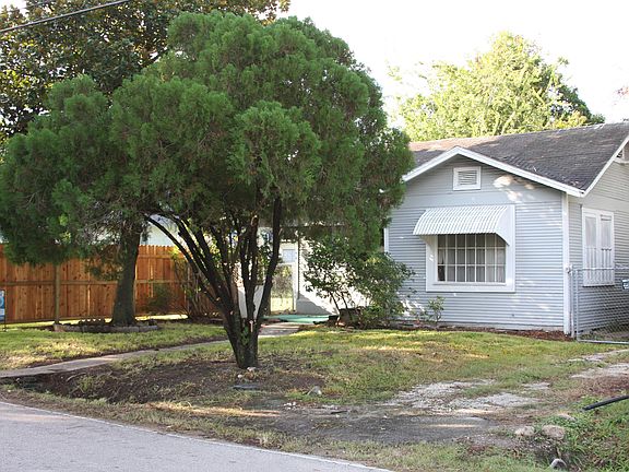 5th image of 4017 Baden St
