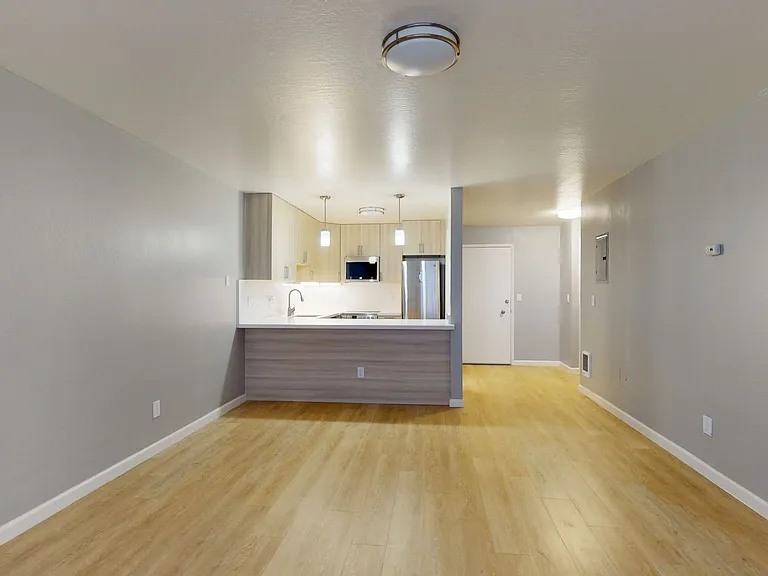 351 Lester Ave — Photo 12