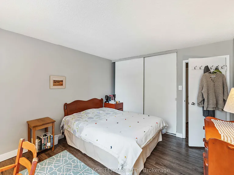 2951 Riverside Dr #306 — Photo 15