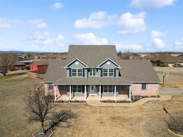 26 NE Prairie View Dr, Elgin, OK 73538