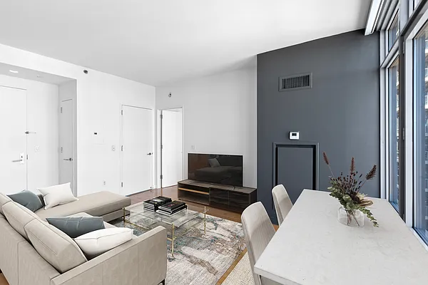 Rented by Platinum Properties | media 7