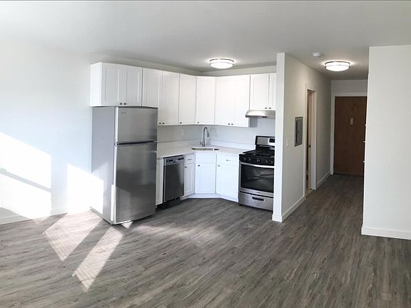 2nd image of 320 7th Ave APT 13
