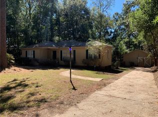 213 Alpine St, Chickasaw, AL 36611