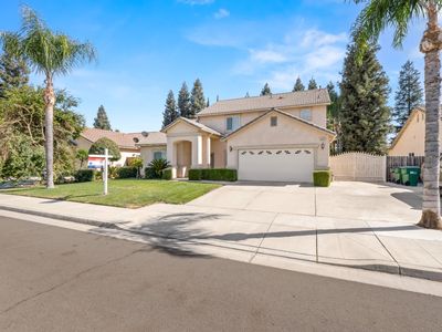 2107 E Michelle Ave, Fowler, CA, 93625