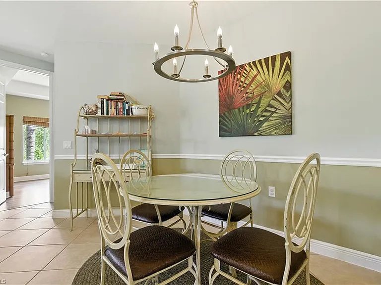 1325 Sweetwater Cv #201 — Photo 11