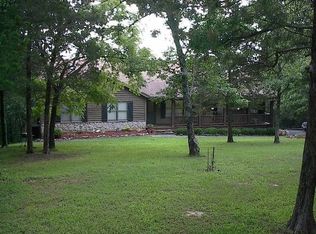 4 Pine Ridge Ln, Eureka, MO 63025