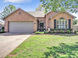 1201 Hummingbird Cir, Longview, TX 75601