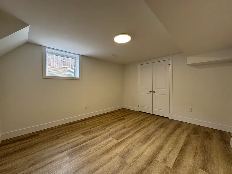 12 Arrowhead Pl #LOWER — Photo 8