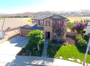 3800 Vitrina Ln, Palmdale, CA 93551