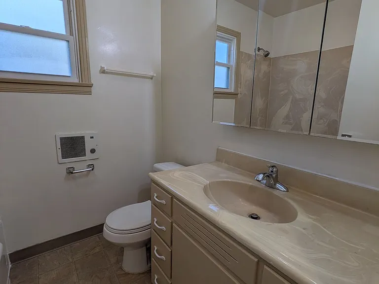 316 S Halcyon Rd — Photo 20