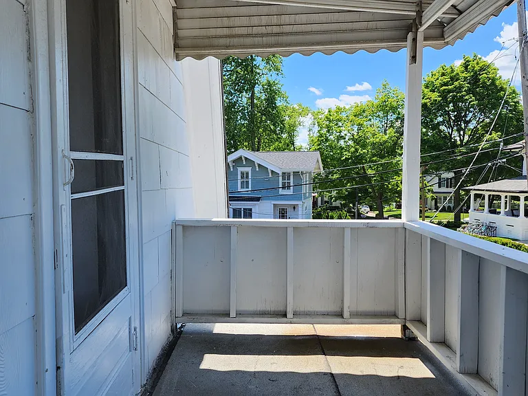 218 S Harvey St #4 — Photo 9