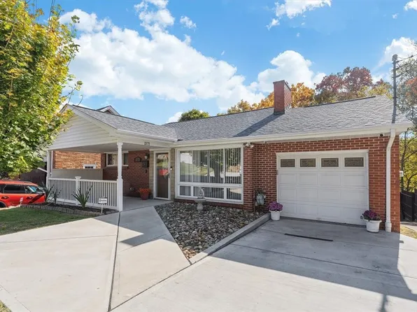 1571 Jackson St, Aliquippa, PA 15001