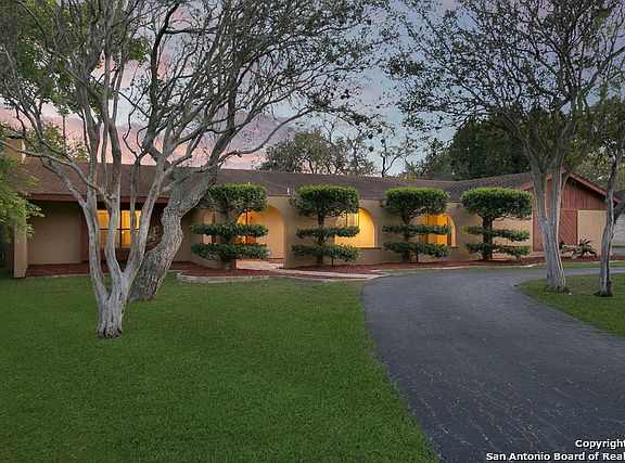 4th image of 912 Fawn Dr
