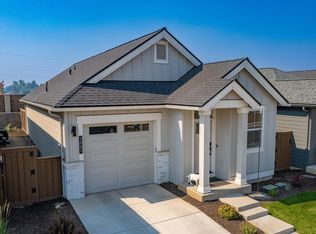 3887 NE Oakside Loop, Bend, OR 97701