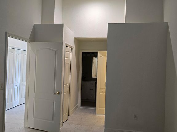 Owners Suite bedroom to bathroom
