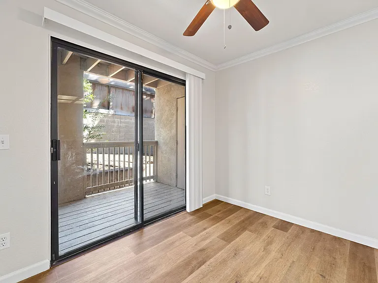5025 Comanche Dr — Photo 14