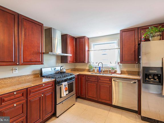 4th image of 3304 Tidewater Ct #A-3