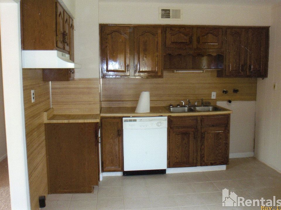 2nd image of 6206 Red Spruce Dr