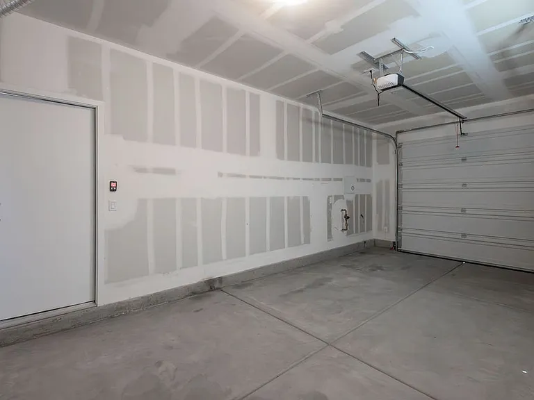621 Camilla Crk — Photo 10
