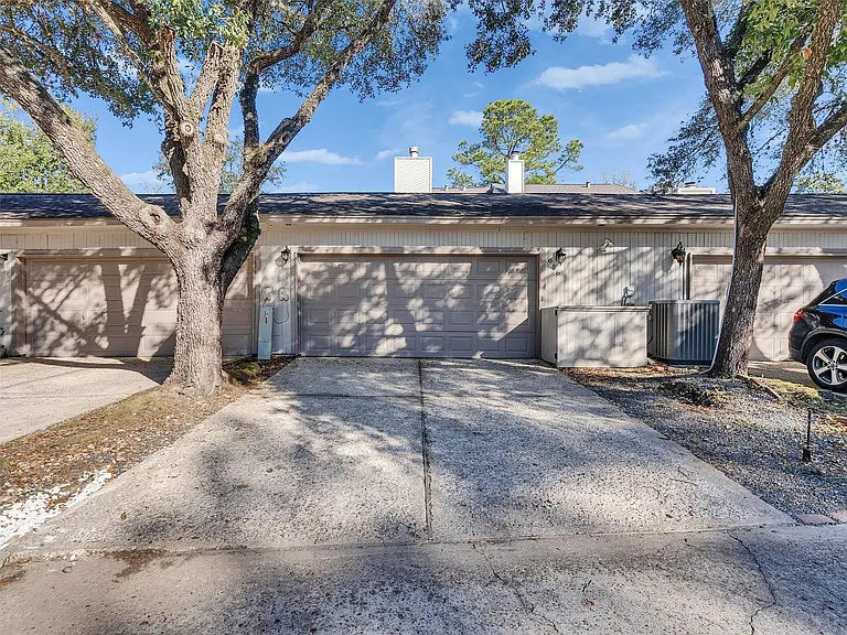 656 N Eldridge Pkwy — Photo 15
