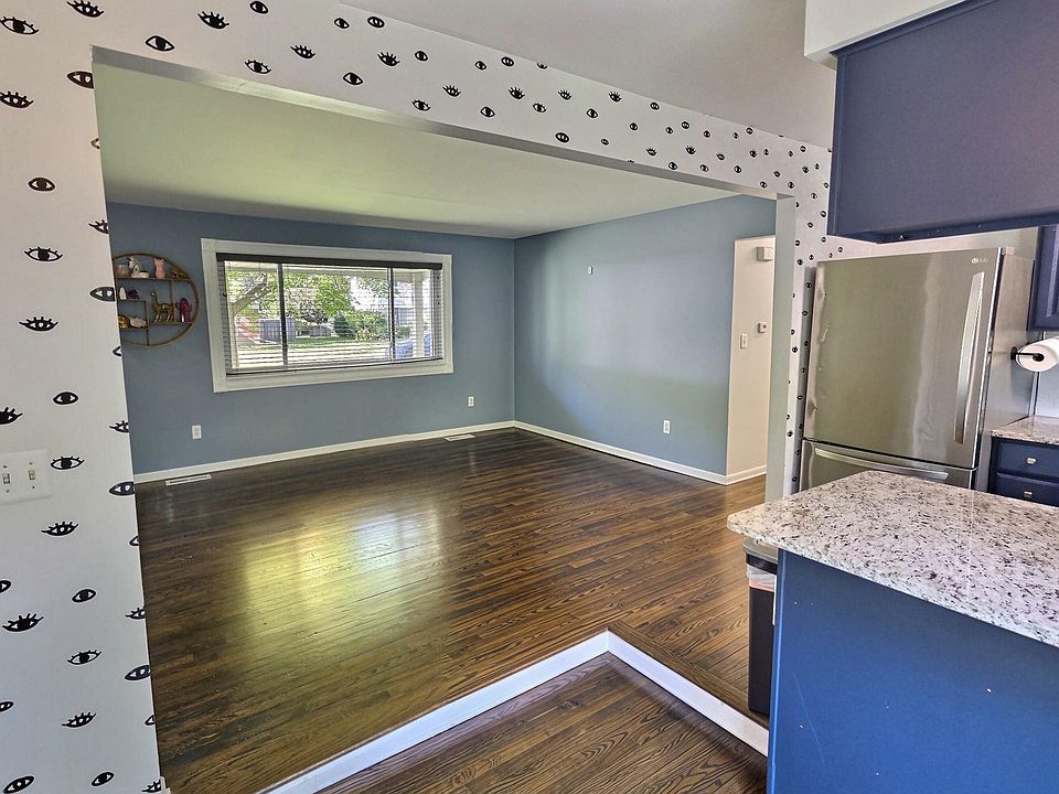 36734 Theodore St, photo 20