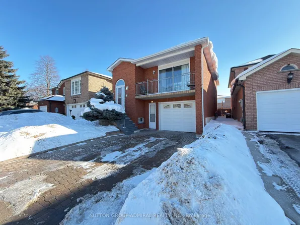 9 Richbell St, Vaughan, ON L4J 5W5