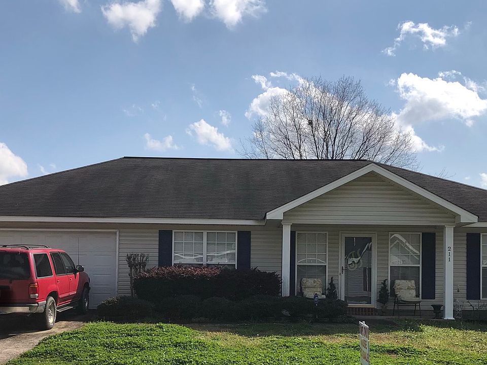 1st image of 211 Southwood Trace Dr