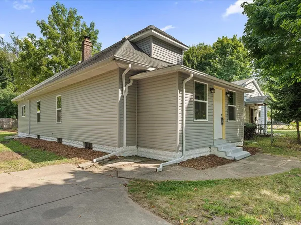 2118 Oliver St, South Bend, IN 46613