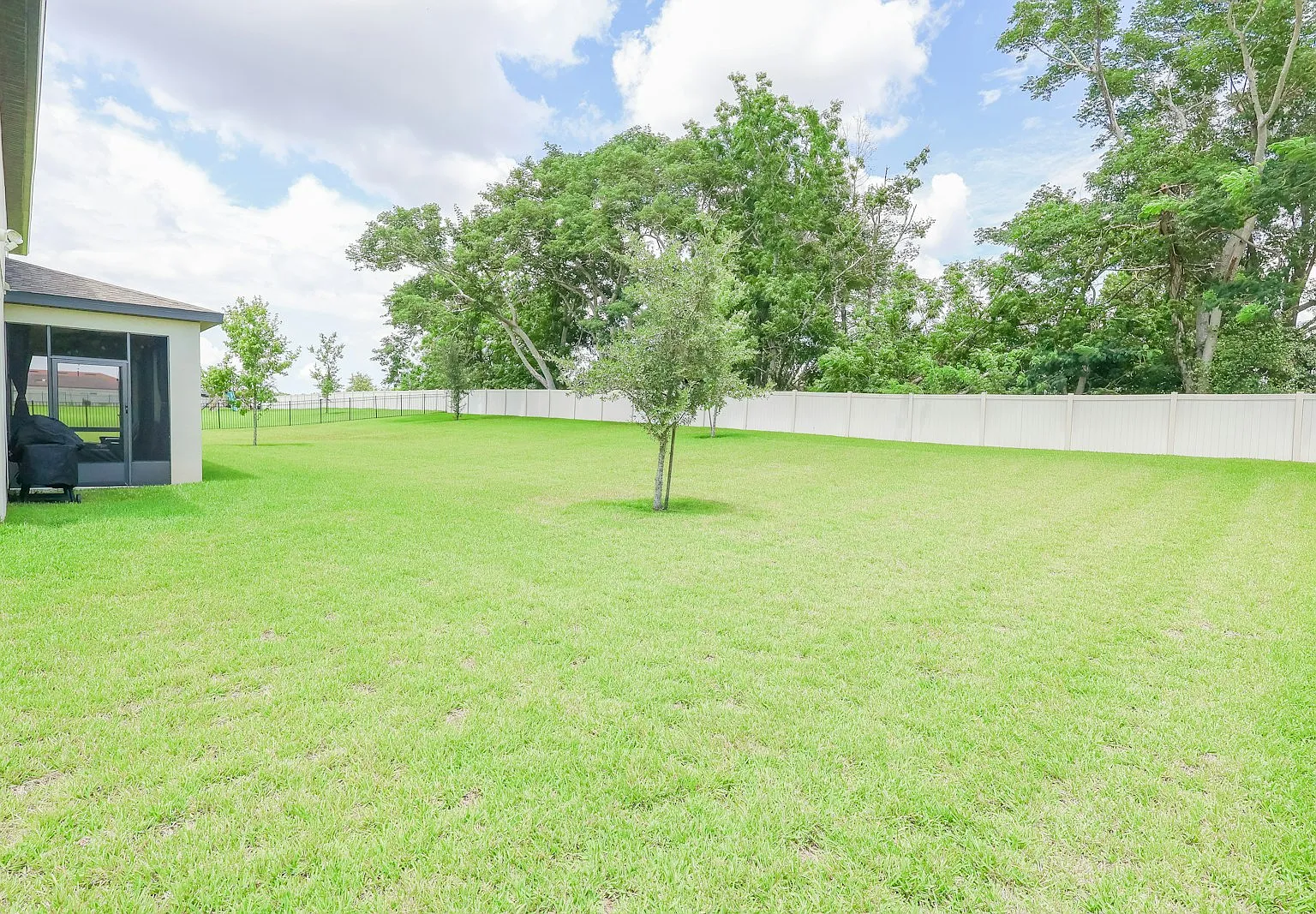 9841 Cabernet Avenue — Photo 4