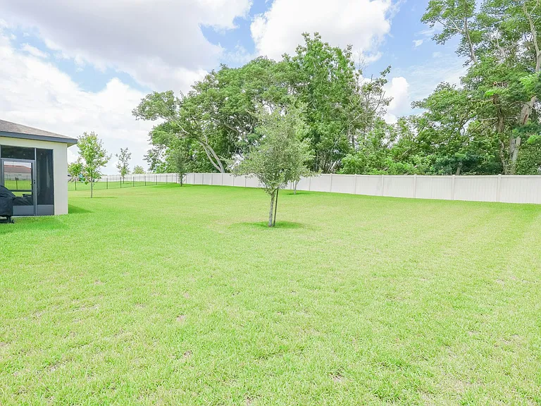 9841 Cabernet Ave — Photo 4