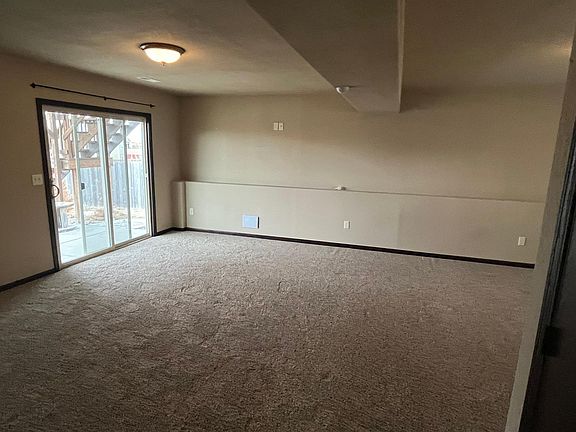 3rd image of 342 Edelweiss Ln