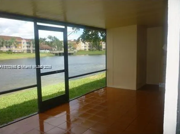6243 NW 171st St #6243, Hialeah, FL 33015