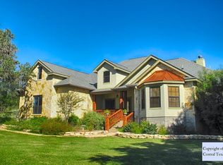 225 W Glen Hvn, New Braunfels, TX 78132