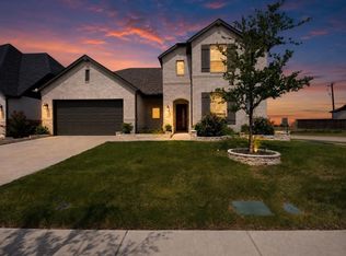 1104 Saratoga Rd, Aubrey, TX 76227