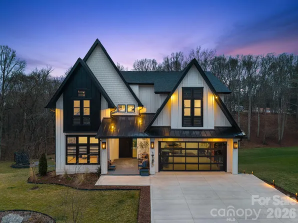 15 Sagewood Dr, Candler, NC 28715