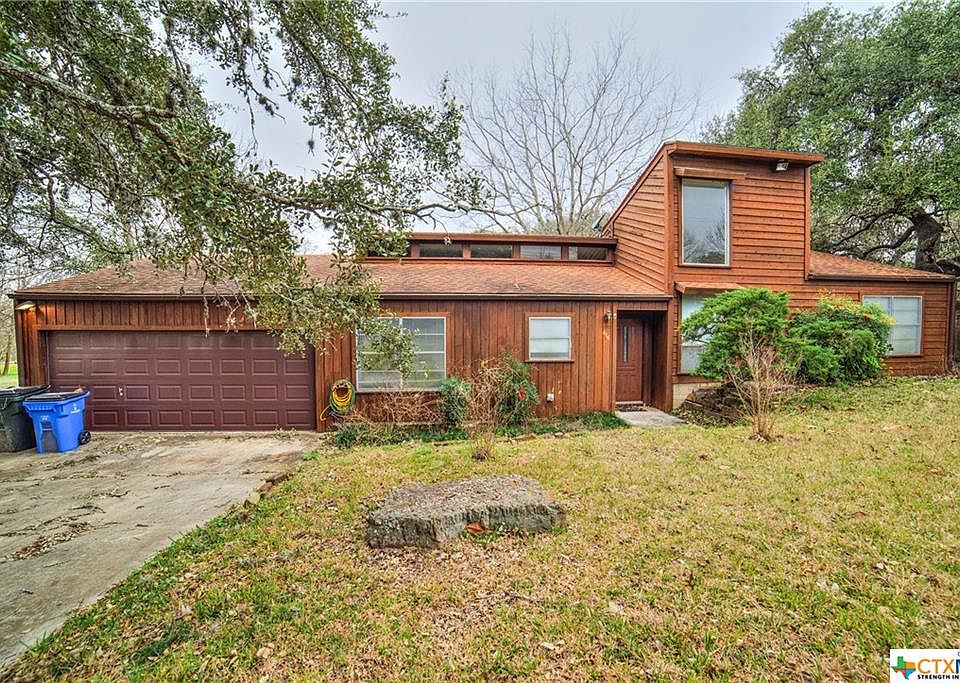 1st image of 616 Gloria Dr