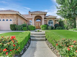 9801 Fitzgerald Dr, Bakersfield, CA 93311