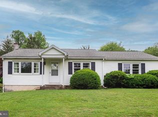 2502 Flowing Springs Rd, Spring City, PA 19475