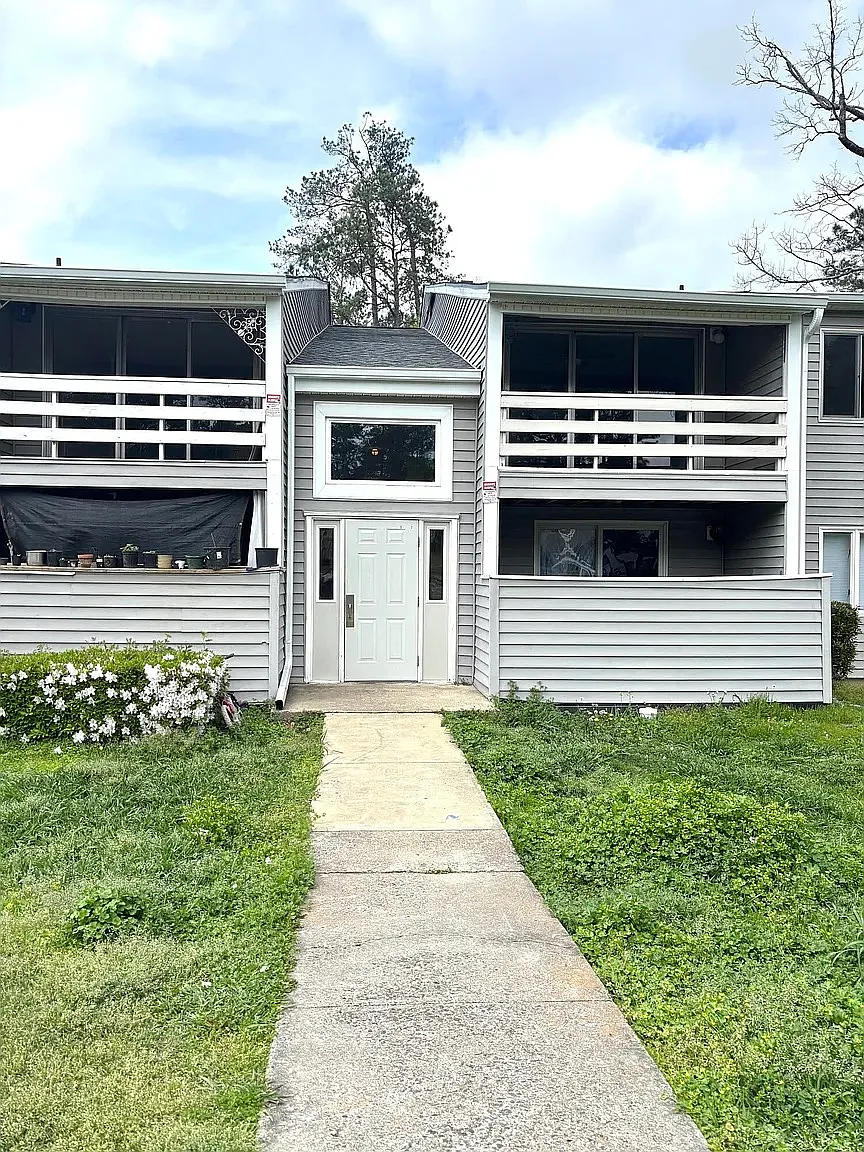 1017 Stevens Creek - G186 — Photo 1