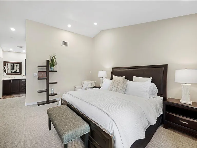 11863 Wimbledon Cir #542 — Photo 13