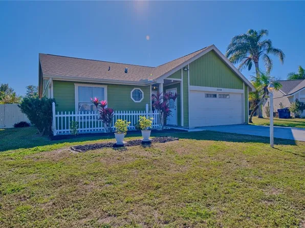 3549 65th Avenue Cir E, Sarasota, FL 34243