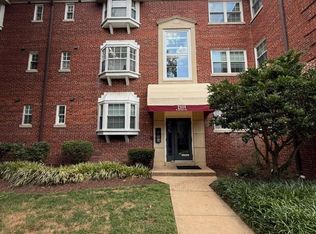 2111 N Scott St APT 62, Arlington, VA 22209
