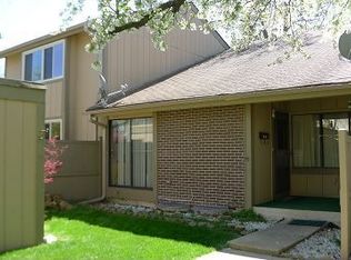 807 Overland Trl, Roselle, IL 60172