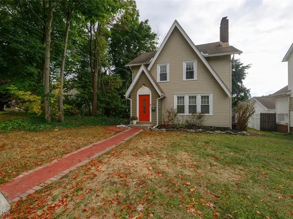 742 Portage St NW, North Canton, OH 44720