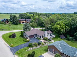 7953 Stagecoach Rd, Cross Plains, WI 53528