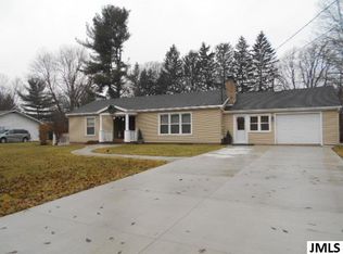 130 Melody Ln, Spring Arbor, MI 49283