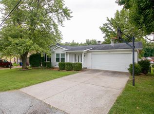 338 Kinswood Ln, Saint Louis, MO